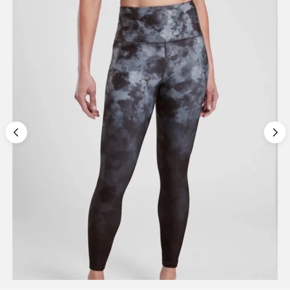 Athleta Black Grey Elation Printed Tie Dye Ombre 7/8 Tight Leggings